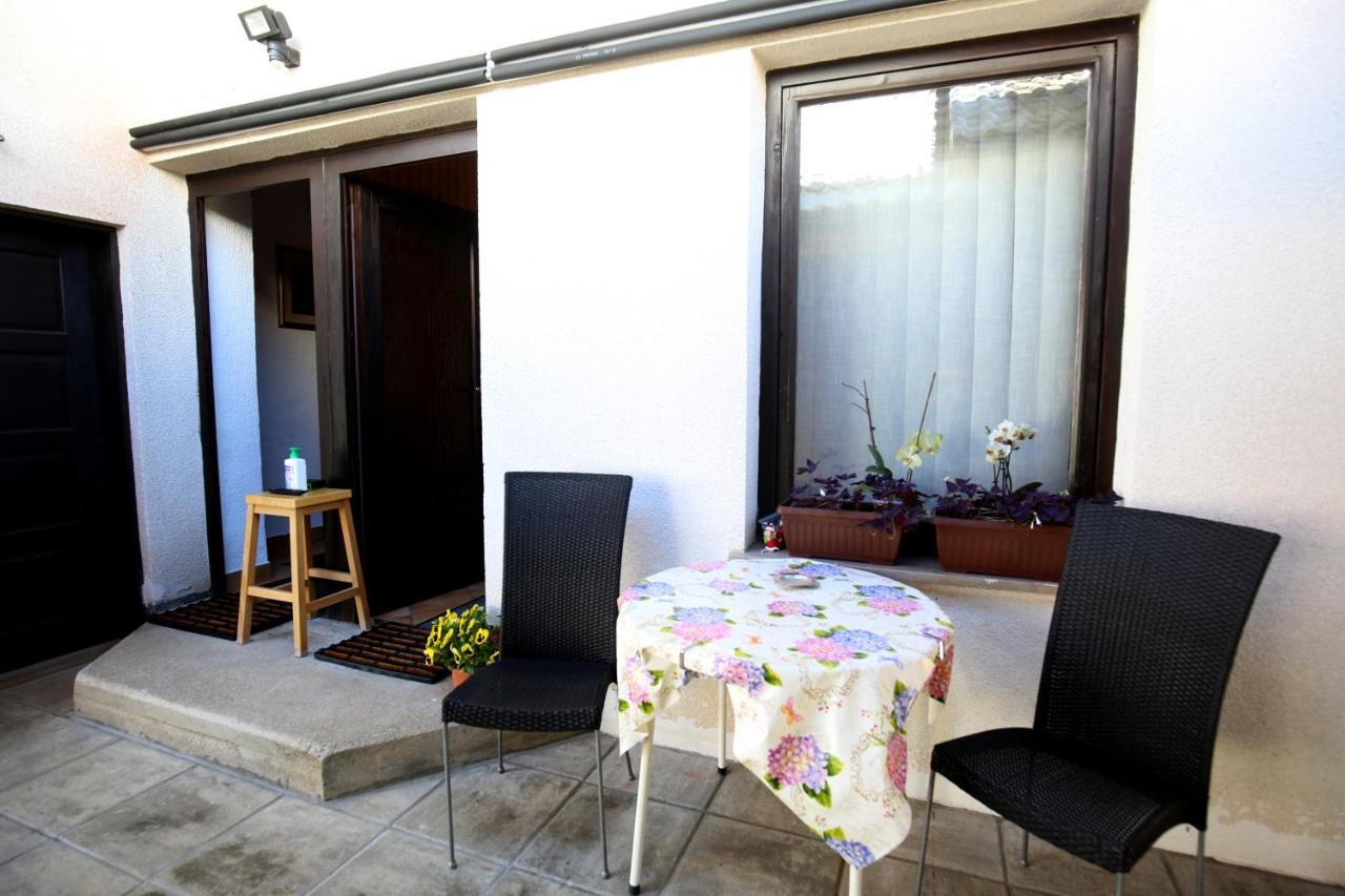 Apartment Jezerka Cerknica Exterior photo